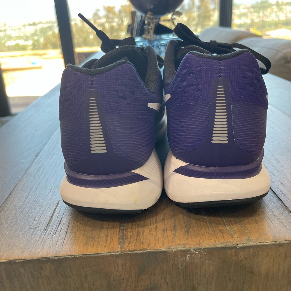 Women’s size 5.5 running shoes purple